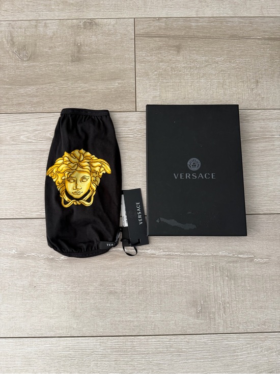 Versace Other - Versace Black Dog t shirt with Gold Medusa Emblem size M authentic